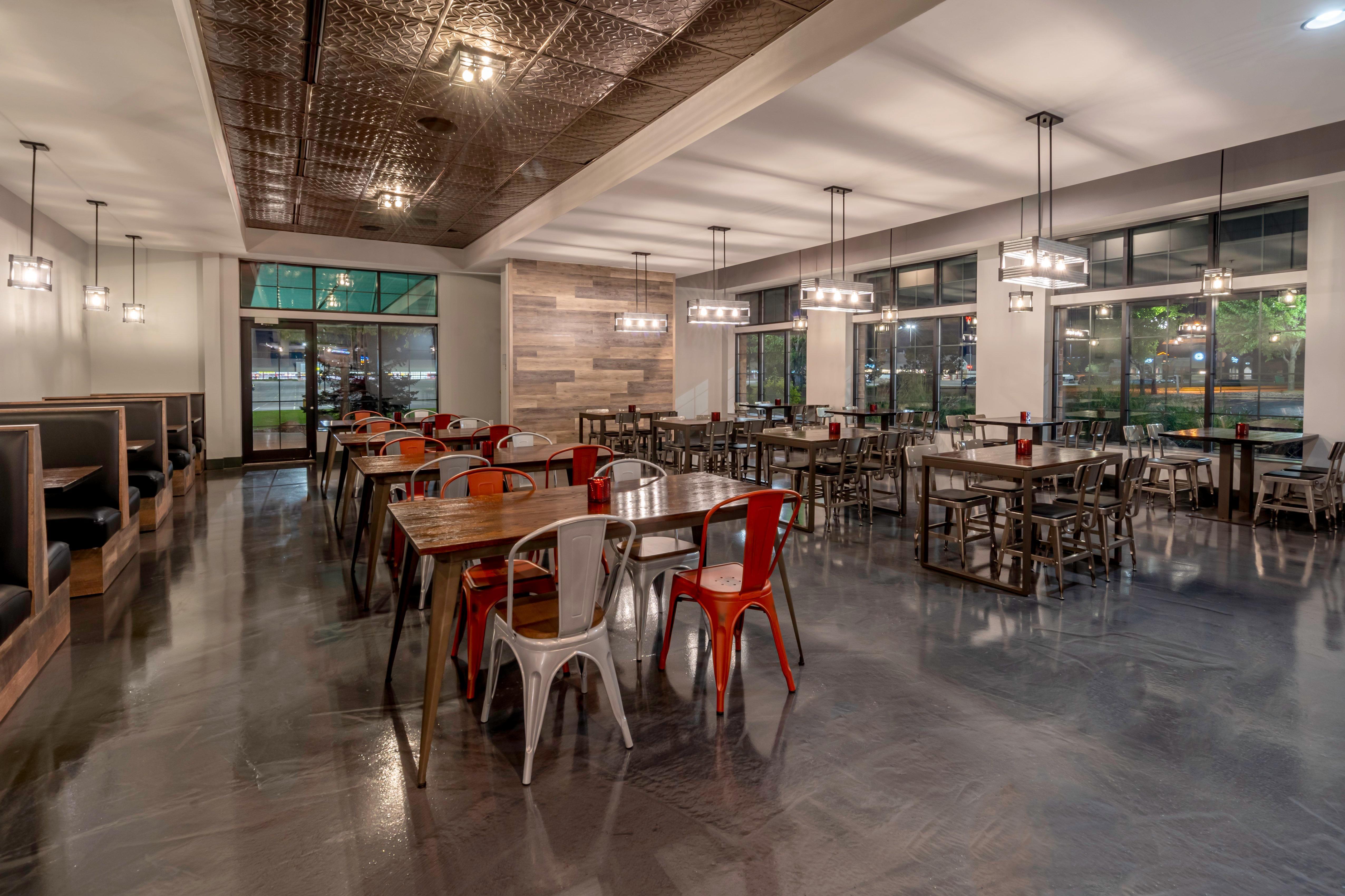Holiday Inn & Suites Wausau-Rothschild By Ihg Esterno foto