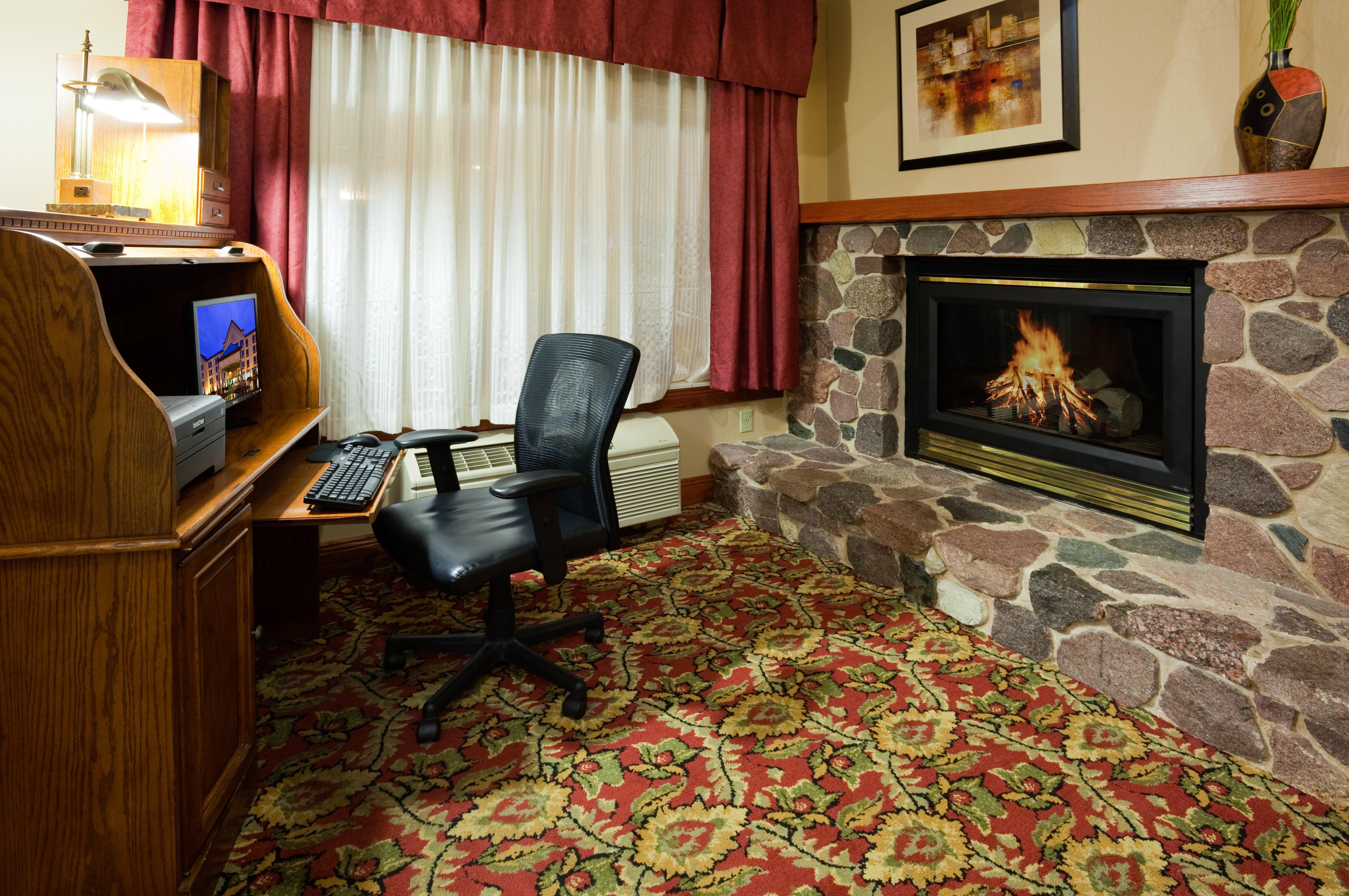 Holiday Inn & Suites Wausau-Rothschild By Ihg Esterno foto