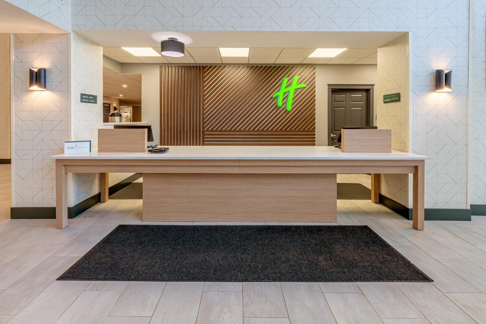 Holiday Inn & Suites Wausau-Rothschild By Ihg Esterno foto