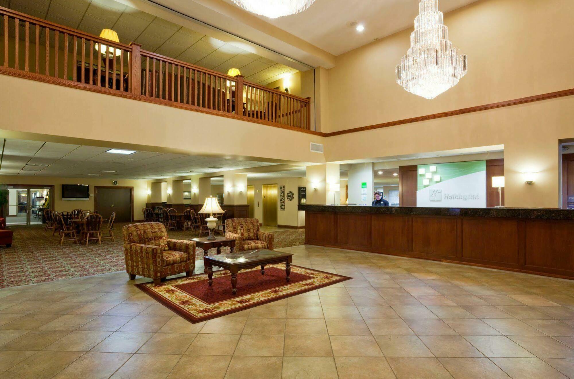 Holiday Inn & Suites Wausau-Rothschild By Ihg Esterno foto