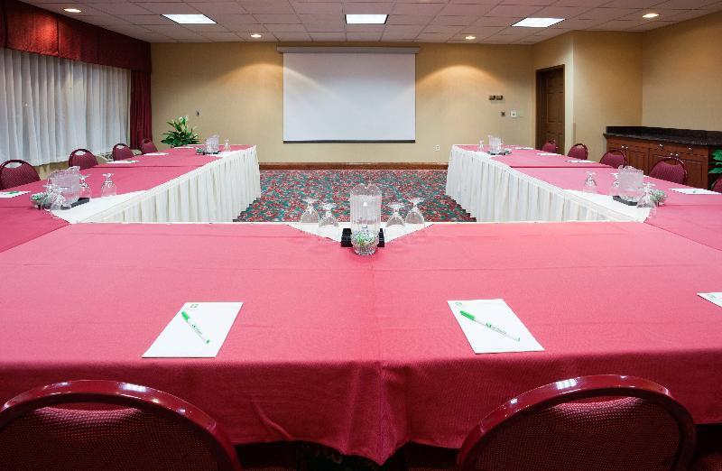 Holiday Inn & Suites Wausau-Rothschild By Ihg Esterno foto